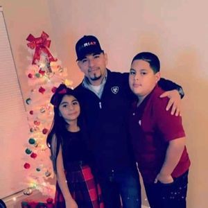 Meet your Posher, Luis